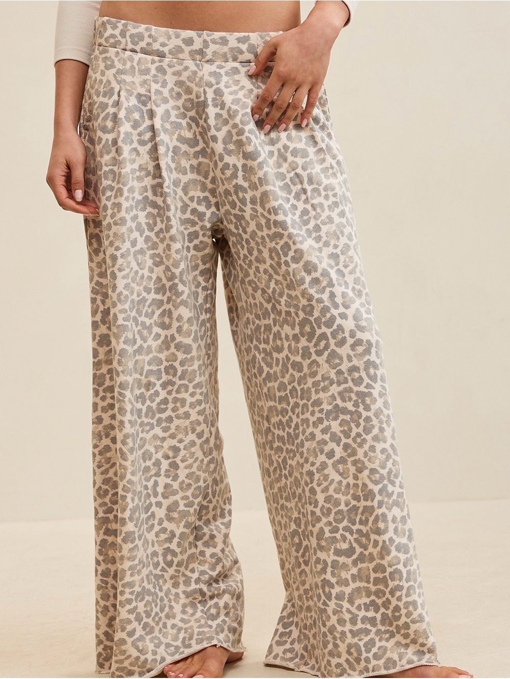 Aerie Leopard Street Trouser Wide Leg Lounge Pants Soft Cozy Pull-On Sweatpants - Picture 2 of 8